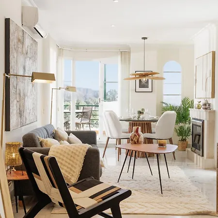 Marbella Banus Suites - Banus - Nueva Andalucia - Senorio De Aloha Urb - Premium Location - 2Br - 2Ba - Outdoor Terrace - Spectacular Sea & Mountain Views - Pool - Ideal For Families Apartament