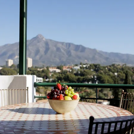 Marbella Banus Suites - Banus - Nueva Andalucia - Senorio De Aloha Urb - Premium Location - 2Br - 2Ba - Outdoor Terrace - Spectacular Sea & Mountain Views - Pool - Ideal For Families * Marbella